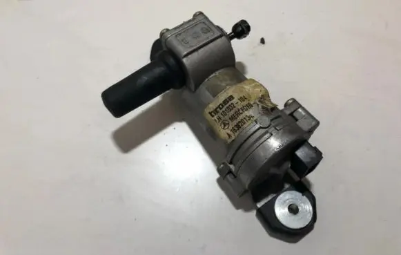 Mercedes-Benz ML W163 Vent window/glass motor A1638201342 101032-104