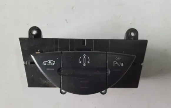 Mercedes-Benz E W211 Parking (PDC) sensor switch 2118217058