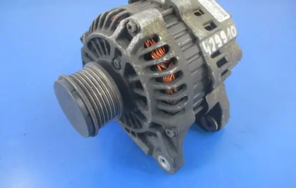 Renault Kangoo I Generator/alternator 8200468131