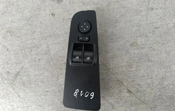 Fiat Bravo Quarter vent window switch 011650