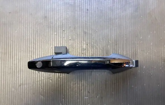 Honda CR-V Front door exterior handle 43922SWA