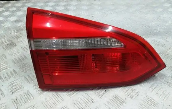 Ford Focus Rear/tail lights F1EB13A603CA 05122014