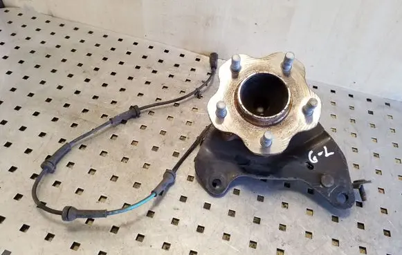 Nissan X-Trail T32 Rear wheel hub