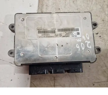 Peugeot 206 Engine control unit/module 21585784 6072238487 SW9661960880