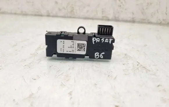 Volkswagen PASSAT B6 Steering angle sensor 3C0959654