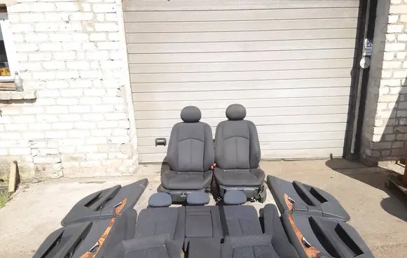 Mercedes-Benz E W211 Seat set 