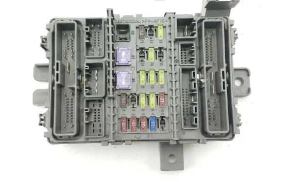 Honda Accord Fuse module TL0G213