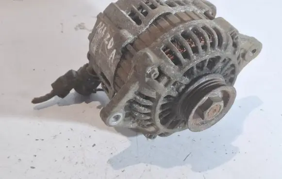 Mazda 323 F Generator/alternator A2T39391