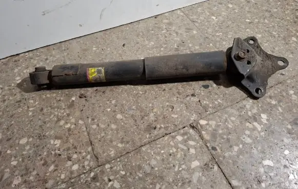 Lexus RX 450H Rear shock absorber/damper 4853148341