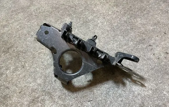 Volkswagen ID.3 Headlight/headlamp mounting bracket 10A803713