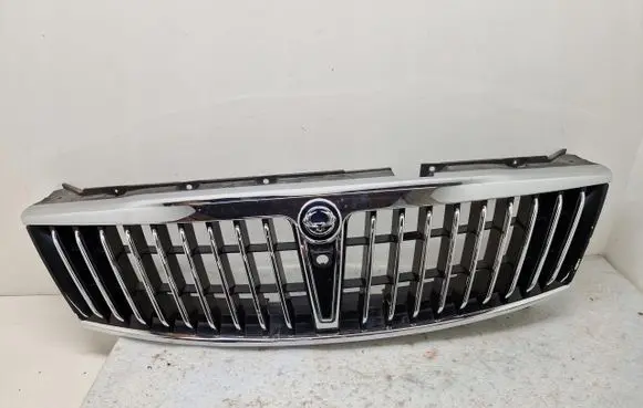 SsangYong Rexton Front bumper upper radiator grill 79461-08200
