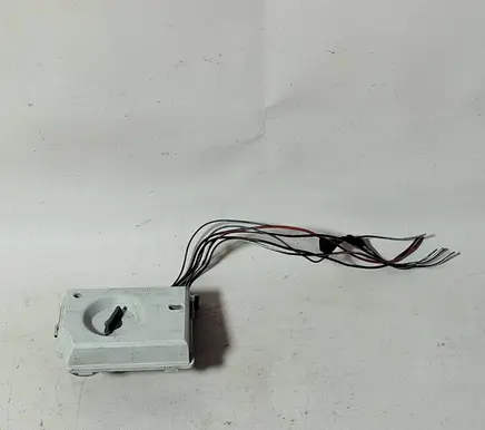 Volkswagen Jetta V Tail light bulb cover holder 29632101 CL06SD