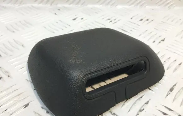 Ford Focus Seat belt trim 4M51N613C47ADW