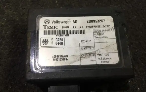 Volkswagen II LT Immobilizer control unit/module 2d0953257 g750644h