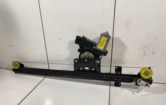 Citroen Jumper Front door window regulator with motor 1368922080 4524D 37250000