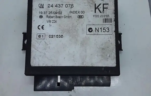 Opel Zafira A Comfort/convenience module 24437076 GM24437076KF F005V00155