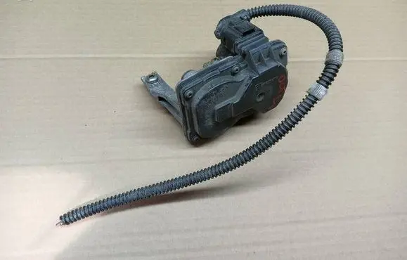 Skoda Octavia Mk4 Intake manifold valve actuator/motor 3Q0253691K
