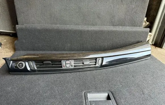 BMW X5 F15 Radio/GPS head unit trim 5187200 928485602 08591002