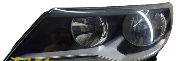 Volkswagen Tiguan Headlight/headlamp 5N1941005B-Kolumb