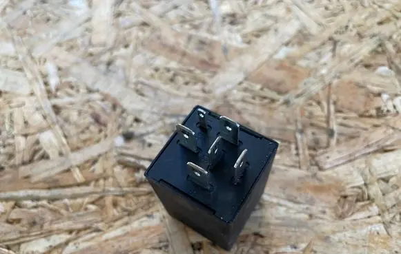 Audi A4 S4 B5 8D Other relay 431955531