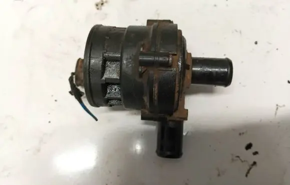 Suzuki Grand Vitara II Electric auxiliary coolant/water pump 