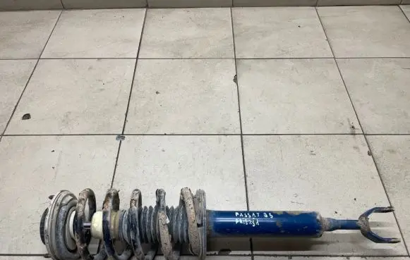 Volkswagen PASSAT B5 Front shock absorber with coil spring