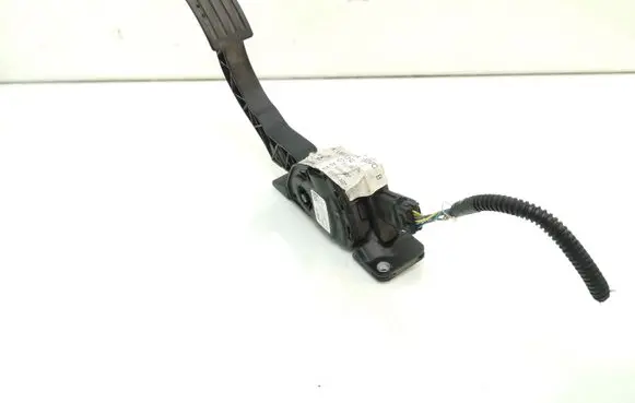 Ford Focus Accelerator throttle pedal BV619F836AB BEV241600