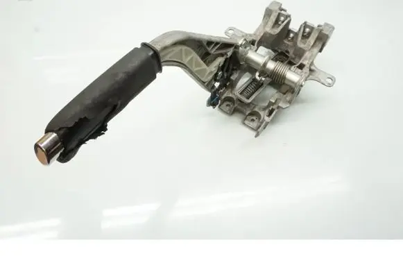 Opel Zafira C Hand brake release handle 300153228