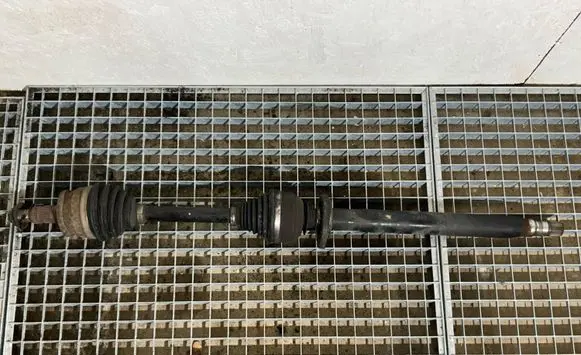 Opel Astra J Front driveshaft 13335143 13408704
