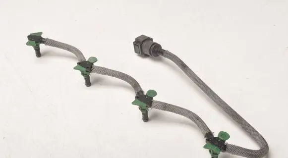 Ford Fiesta Fuel return line/hose 