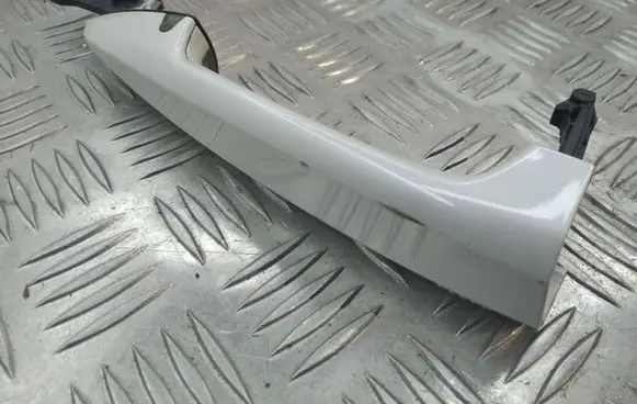 BMW X1 F48 F49 Front door exterior handle 7422120