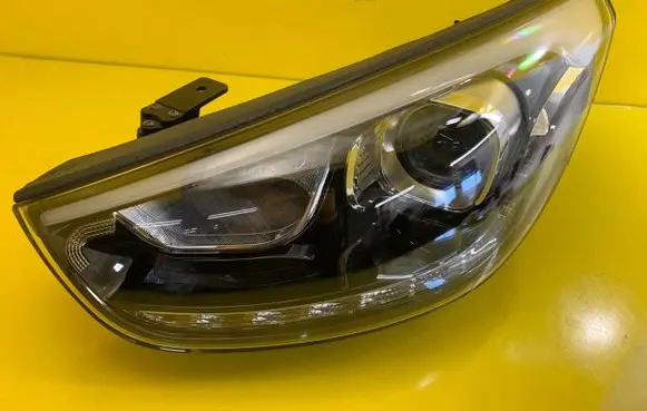 Hyundai ix35 Headlight/headlamp 92101-2S