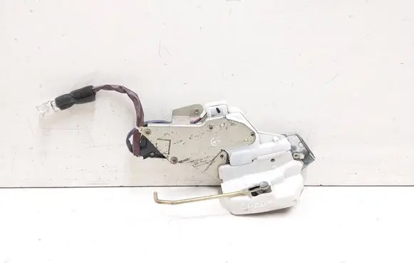 Suzuki Liana Rear door lock