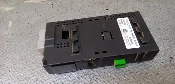 Volvo V70 Tow bar trailer control unit/module 30664652 12245629
