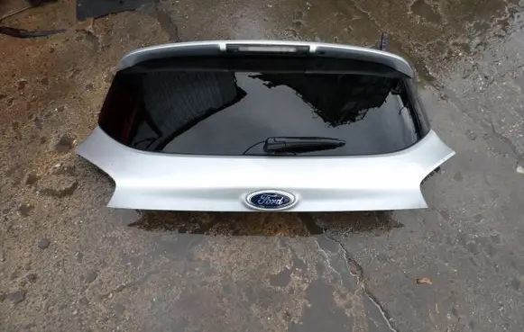 Ford Kuga I Truck tailgate 