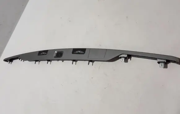Land Rover Evoque I Number plate light BJ3240406