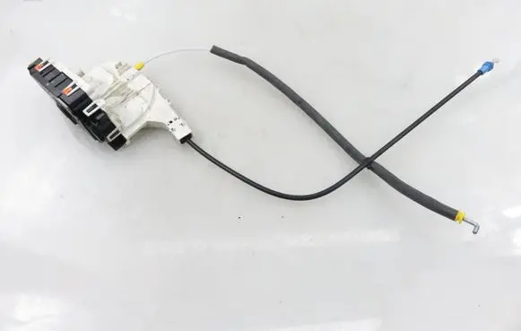 Mercedes-Benz Sprinter W906 Front door lock A9067201735