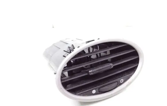 Ford Focus Dashboard side air vent grill/cover trim 4M51A014L21AE