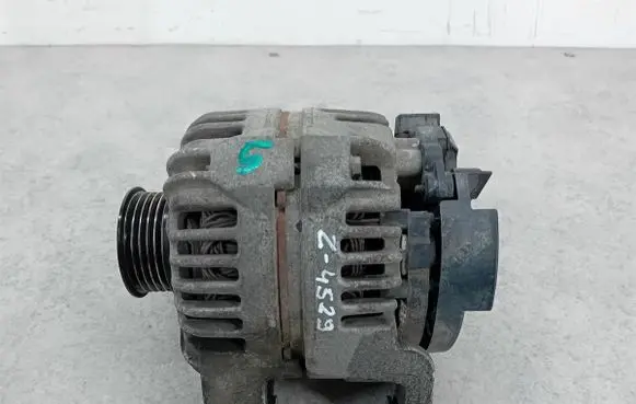 Opel Astra H Generator/alternator 13222930