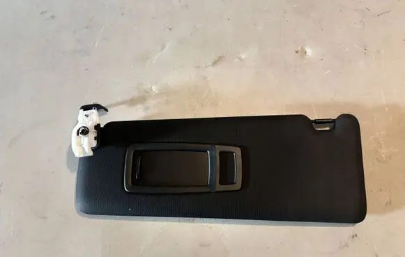 BMW 4 F32 F33 Sun visor 8061313
