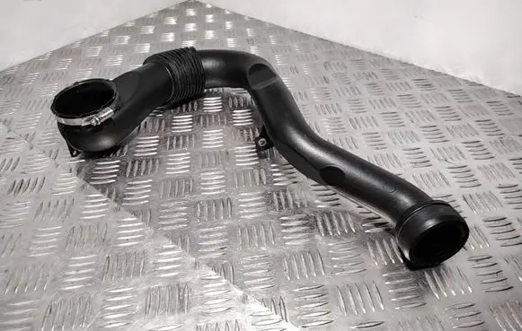 Land Rover Range Rover Sport L494 Air intake hose/pipe AH227990FA