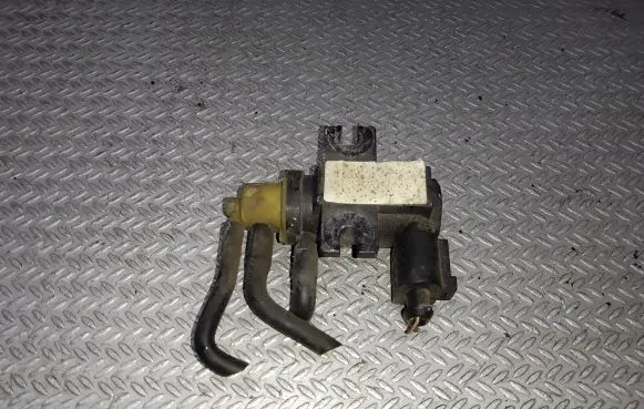 Volkswagen Golf V Turbo solenoid valve 1K0906627A