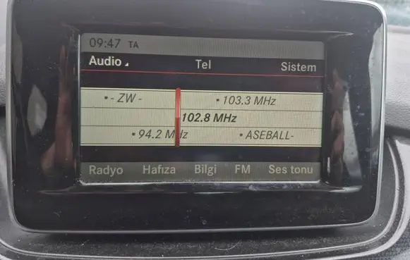 Mercedes-Benz B W246 W242 Screen/display/small screen A2469001203 1729020301