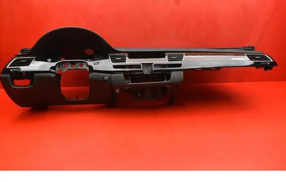 Audi A8 S8 D4 4H Dashboard 