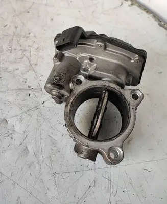 BMW 5 F10 F11 Throttle valve 7810752