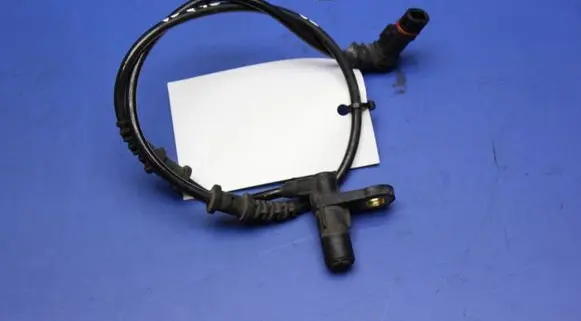 Mercedes-Benz CL C215 ABS brake wheel speed sensor 0265007001