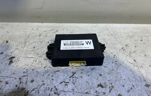 Lexus ES 250 - 300 - 330 Other control units/modules 89784-33011 9260A8711737 626926000