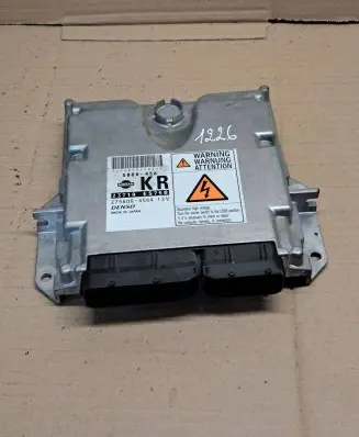 Nissan X-Trail T30 Engine control unit/module 23710ES75B 5800456 2758004564