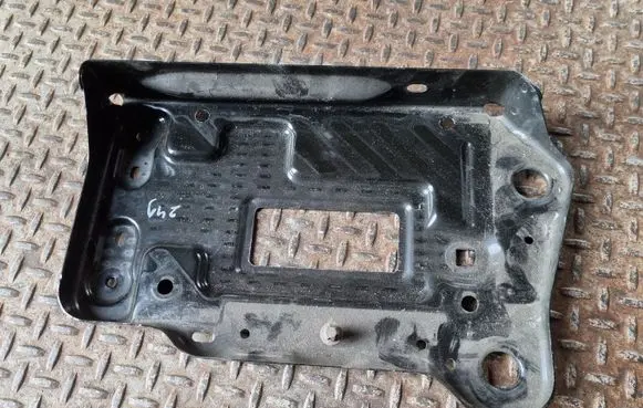 Mercedes-Benz CLA C117 X117 W117 Battery tray A2466200018