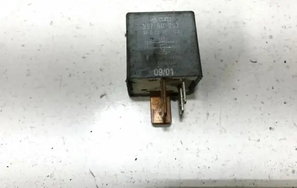 Seat Alhambra (Mk1) Other relay 357911253 50237003